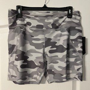 RB3  SIZE  L  &  S    COLORS  GRAY BLACK CAMO